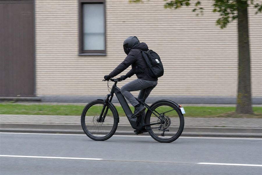 Een speed pedelec: een snelle elektrische fiets die wettelijk een bromfiets is