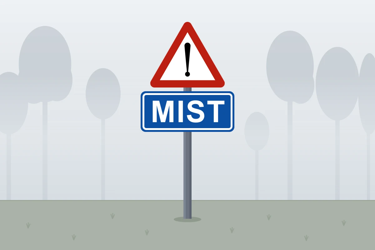 Het gevaarsbord met een uitroepteken en eronder een onderbord met het woord MIST.