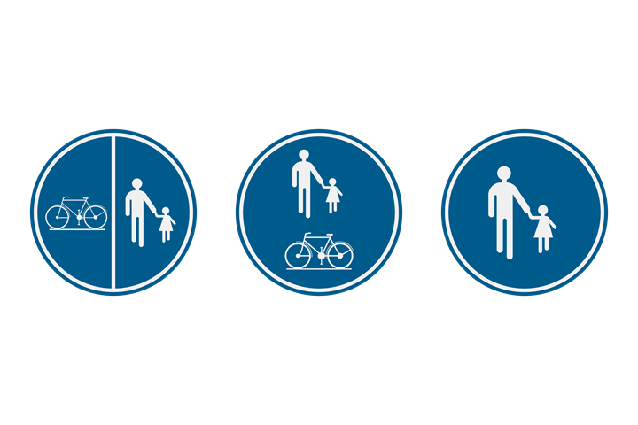 Drie ronde blauwe verkeersborden voor weggedeelten die aan voetgangers zijn voorbehouden